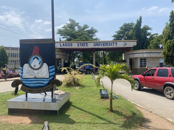 Tweeps Blast LASU For Unveiling Bread Factory