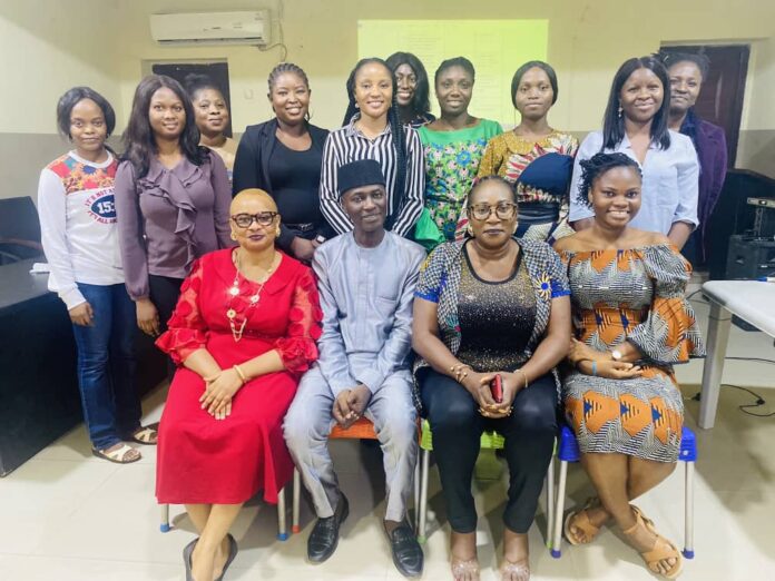 Speakers and convener, Blessing Oladunjoye and the participants at the one-day training for entry-level female journalists in Lagos