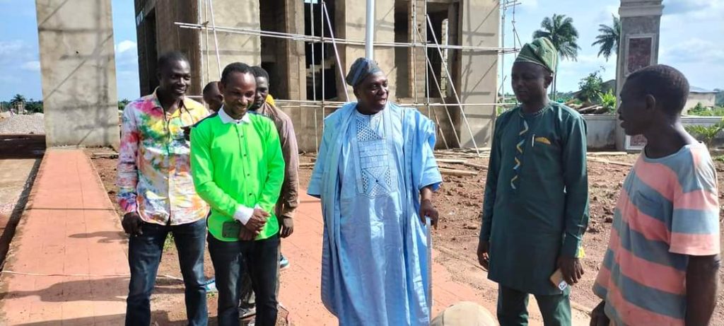 ADRON Paris Park and Gardens: Oba Abdul-Rasheed Ayotunde Paid Unscheduled Visit