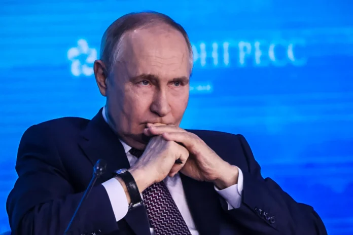 Russian Drone Strikes Injure 31 in Ukraine